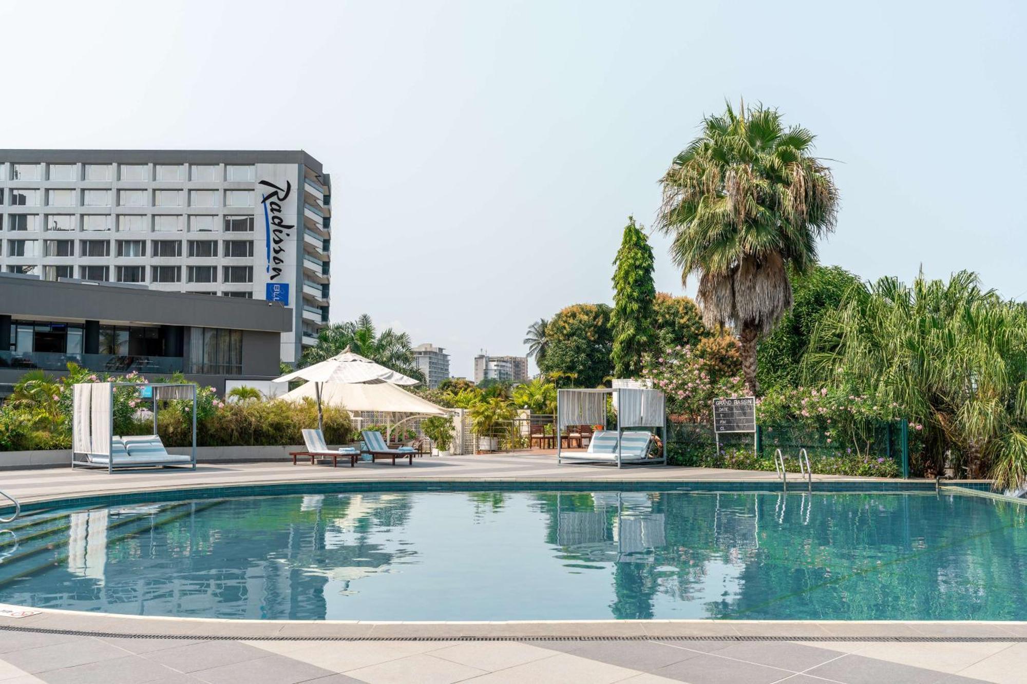 Radisson Blu Okoume Palace Hotel, Лібревіль Екстер'єр фото